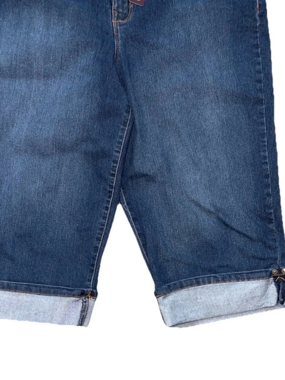 Gloria Vanderbilt Dark Blue Denim Capri Pants Shorts Cluffed Hem Size 16 NWT - Picture 2 of 7